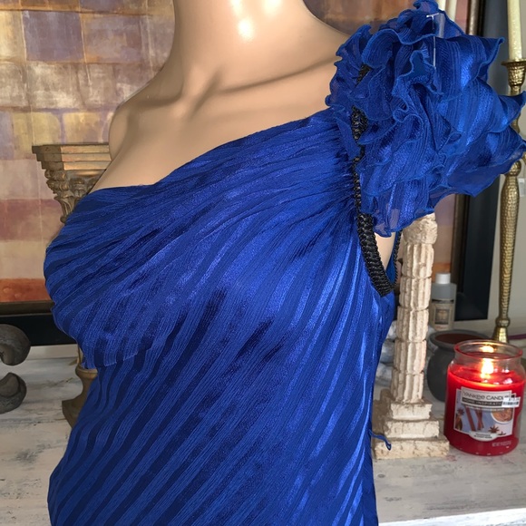 bebe Tops - Bebe one shoulder top